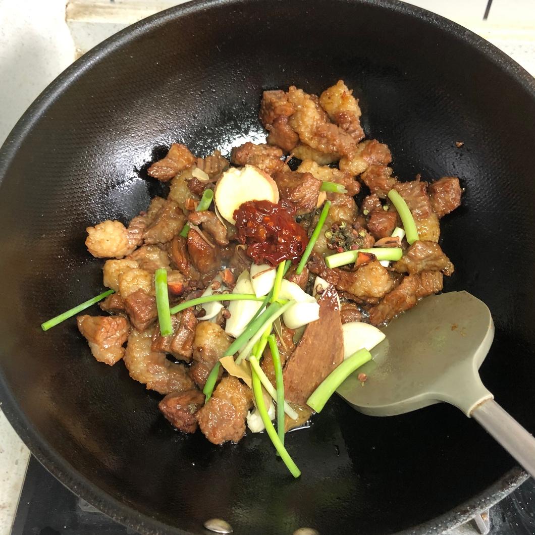 胡萝卜炖牛肉的做法