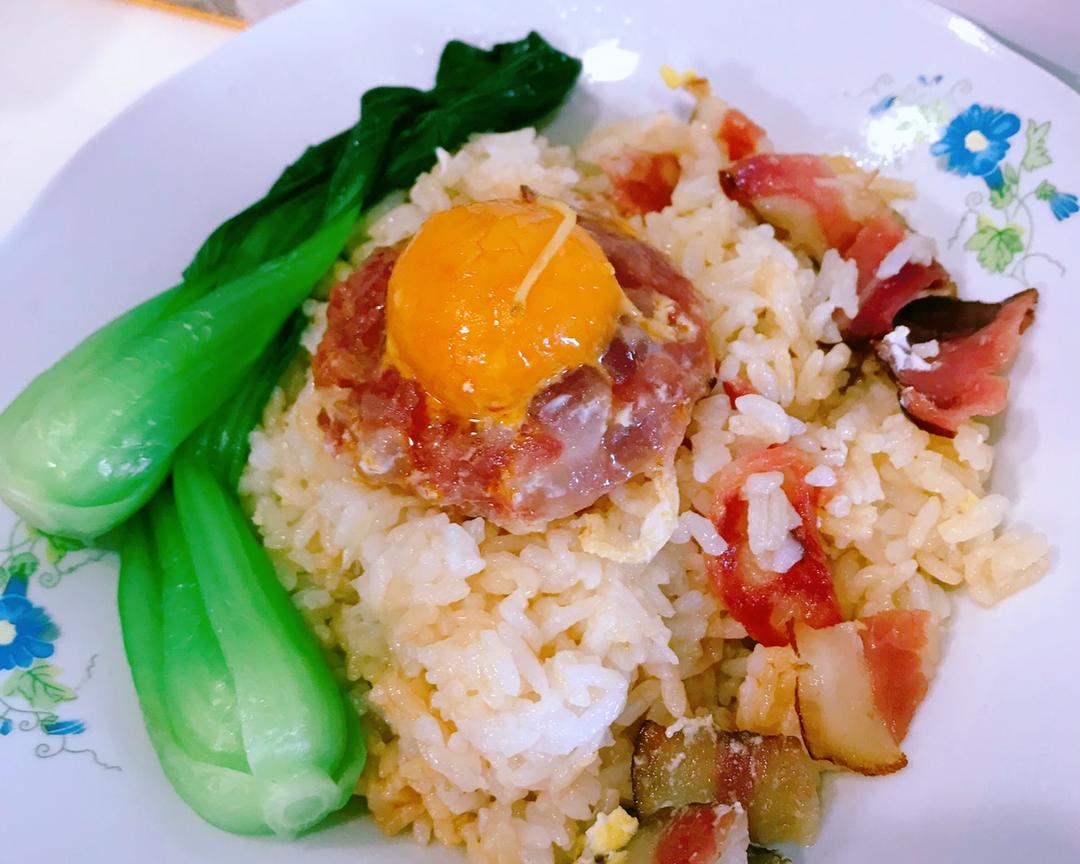 快手电饭锅【凤凰盏煲仔饭】的做法