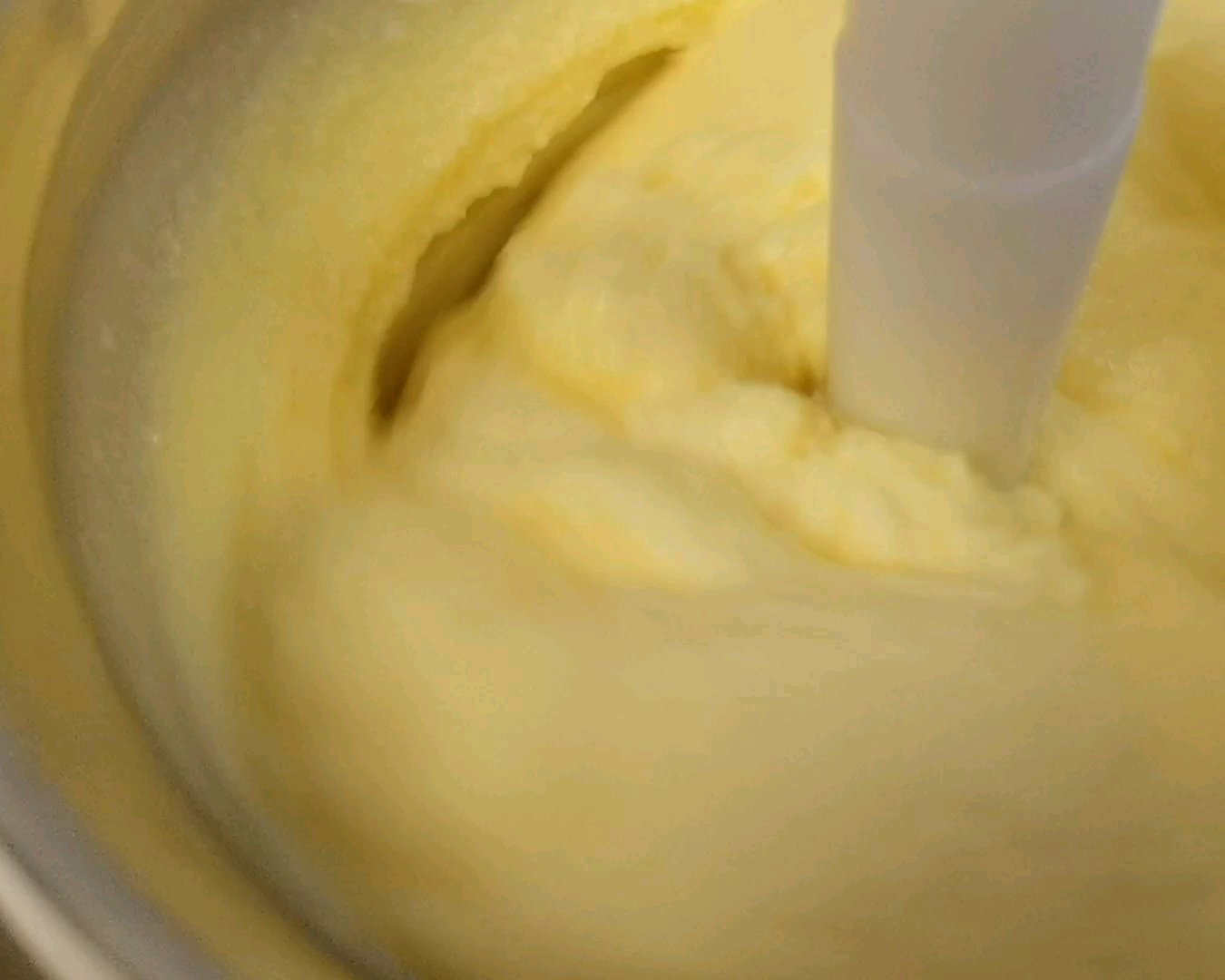 香草奶油冰淇淋的做法 步骤5