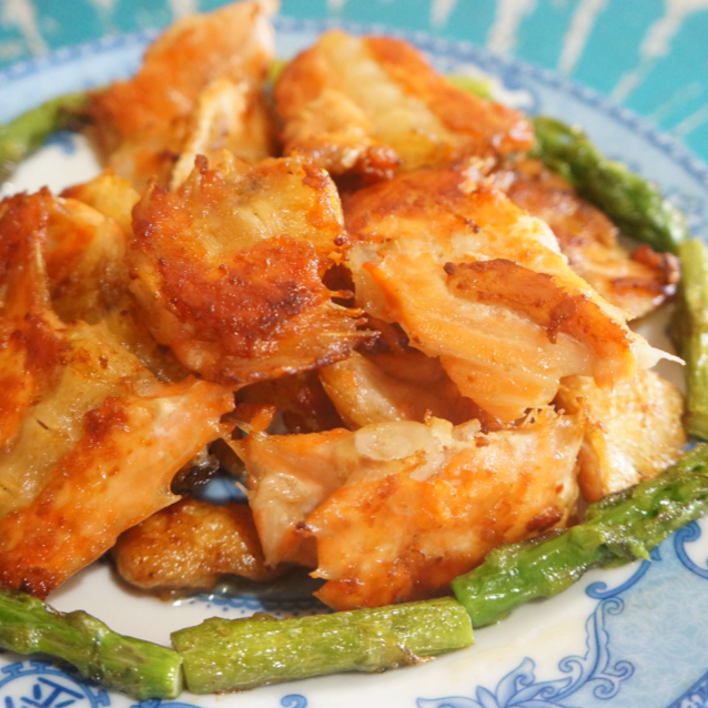 香煎三文鱼骨
