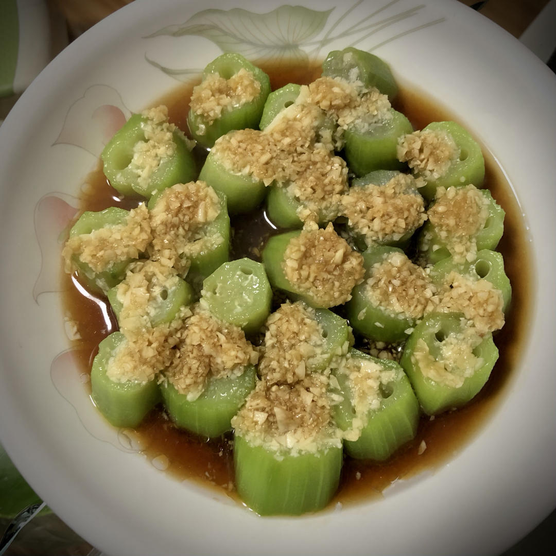 蒜蓉蒸丝瓜