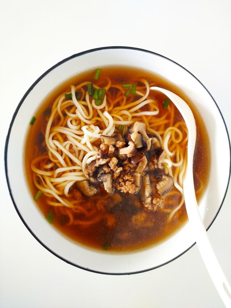 手工面汤的做法