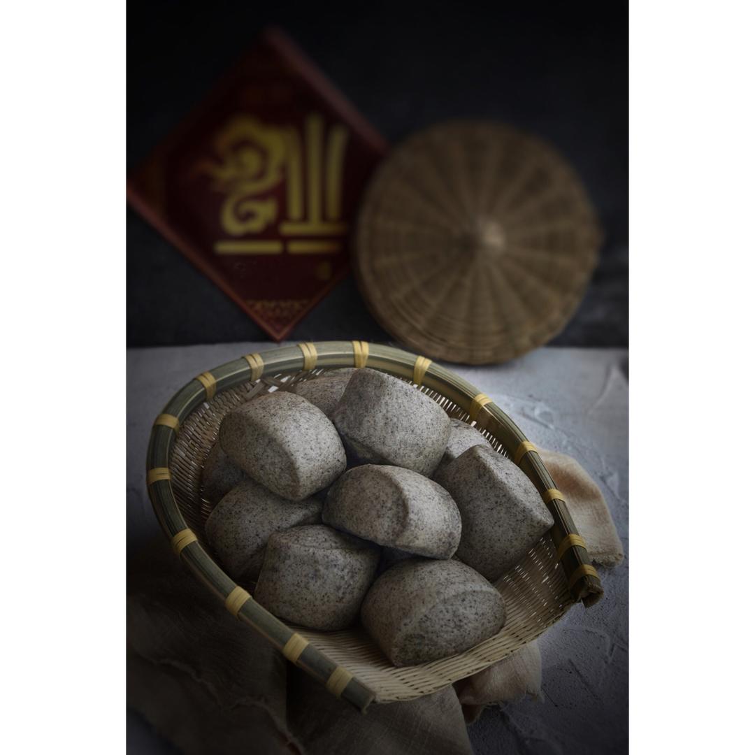奶香黑芝麻刀切馒头