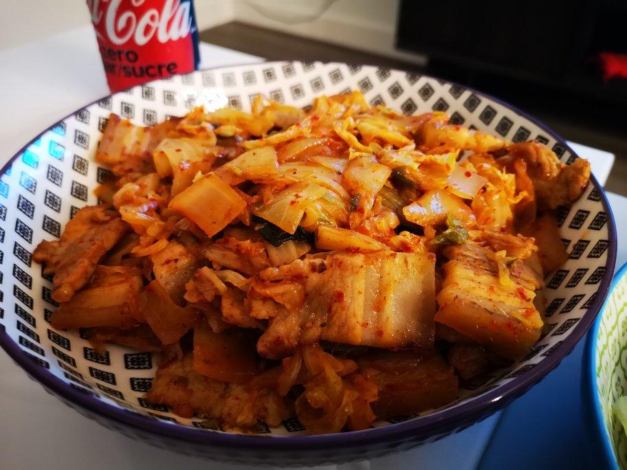 辣白菜炒五花肉