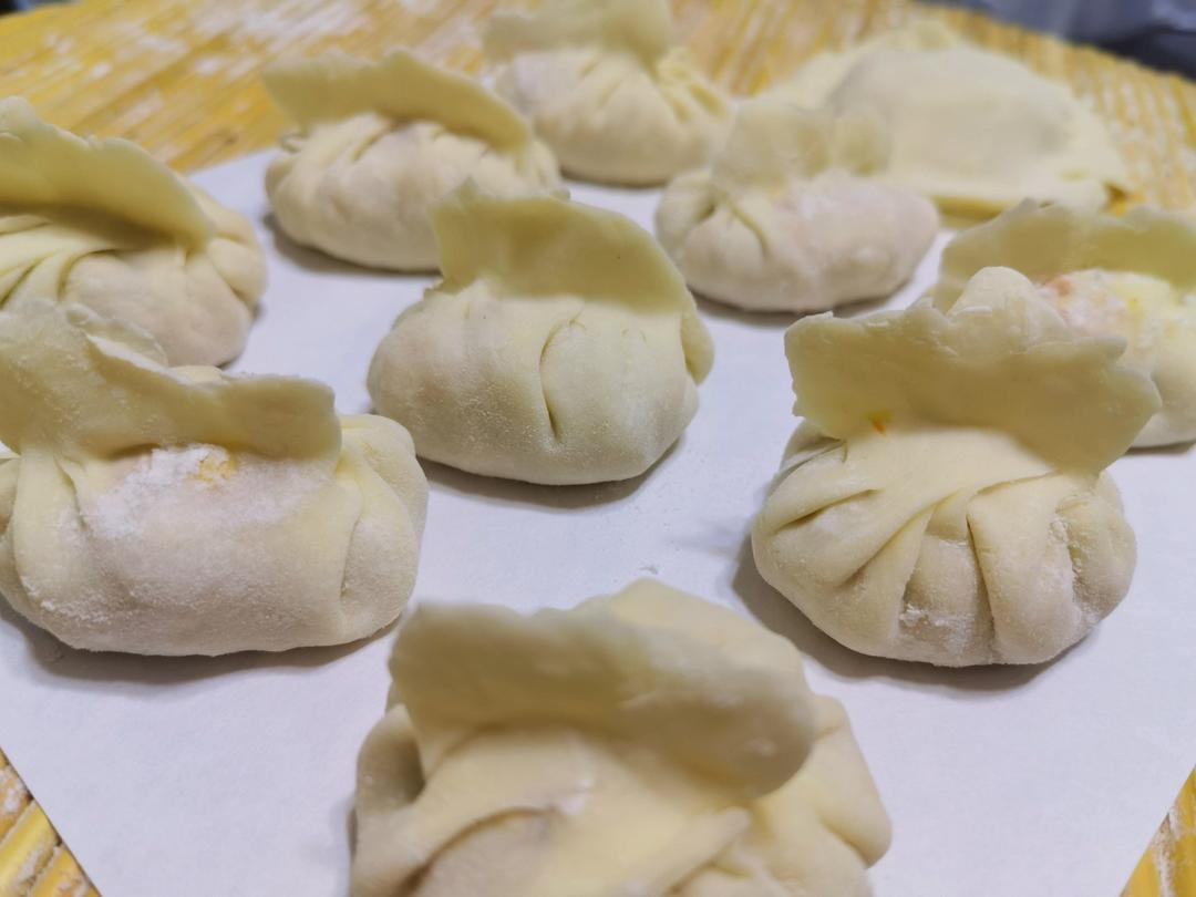 低脂低卡一口一个西葫芦鸡蛋素蒸包