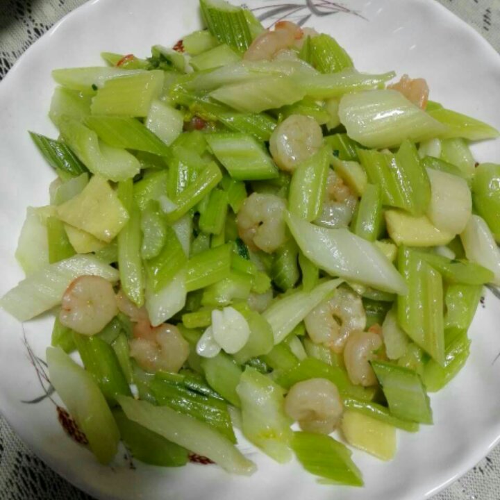 西芹炒虾仁