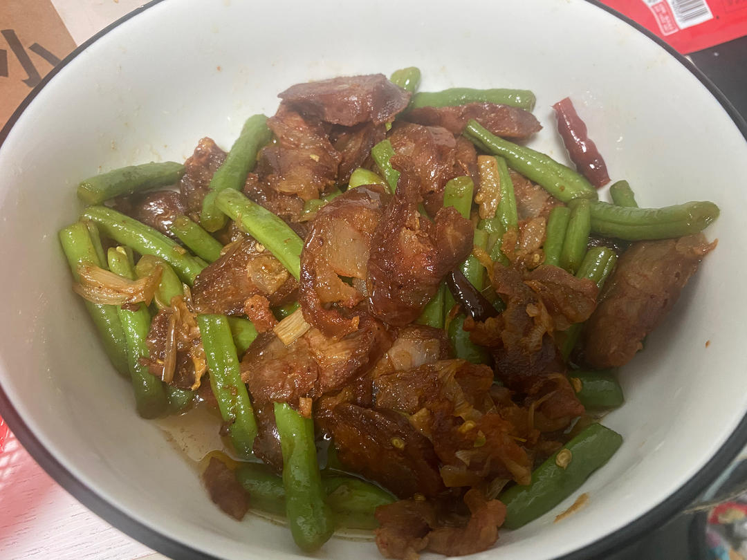 腊肠炒四季豆