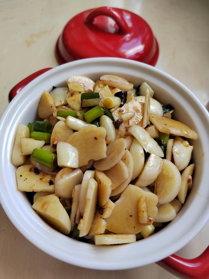 凉拌大蒜头的做法 步骤4