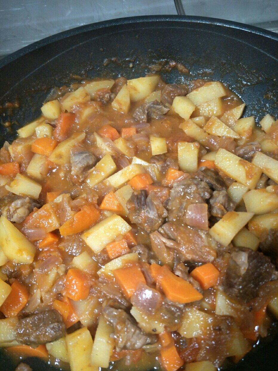 土豆炖牛肉