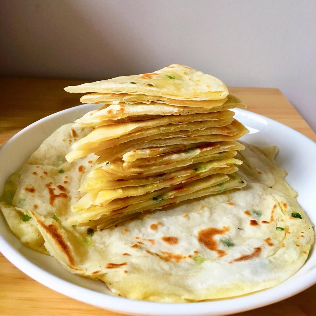 鸡蛋葱油饼                  （更新饼坯保存方法）