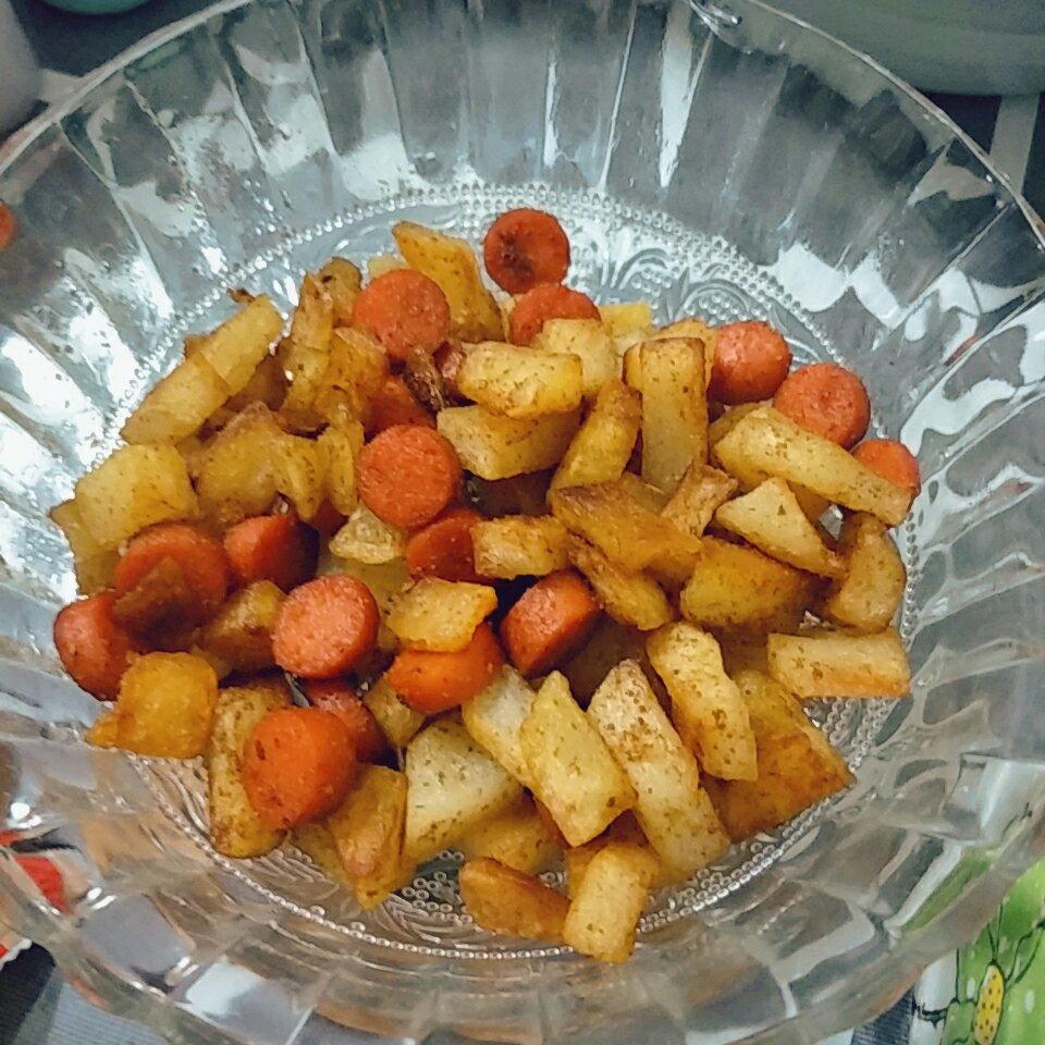 孜然火腿土豆丁