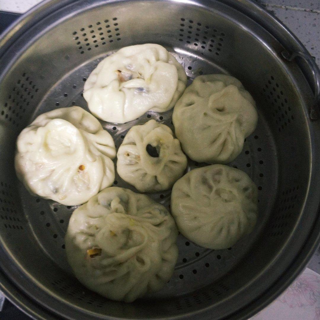 胡萝卜木耳鸡蛋素包子