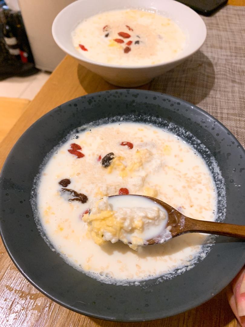 牛奶鸡蛋醪糟