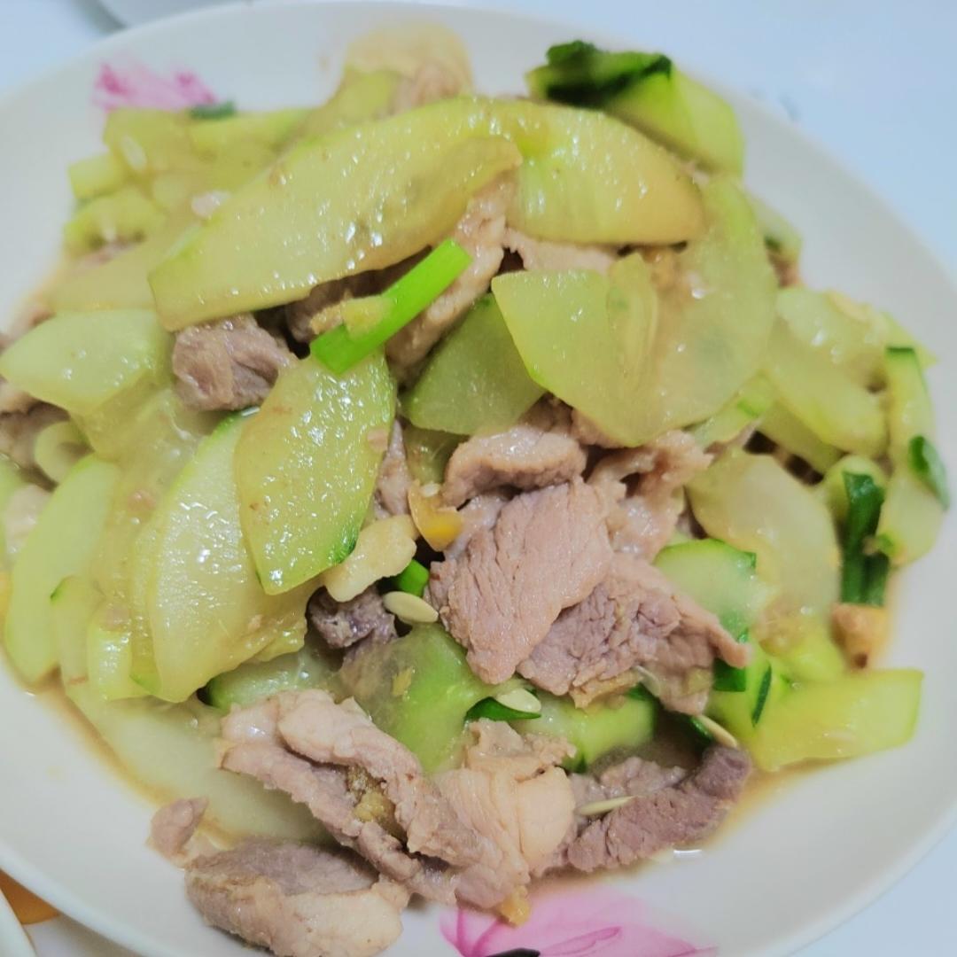 黄瓜炒肉🥳