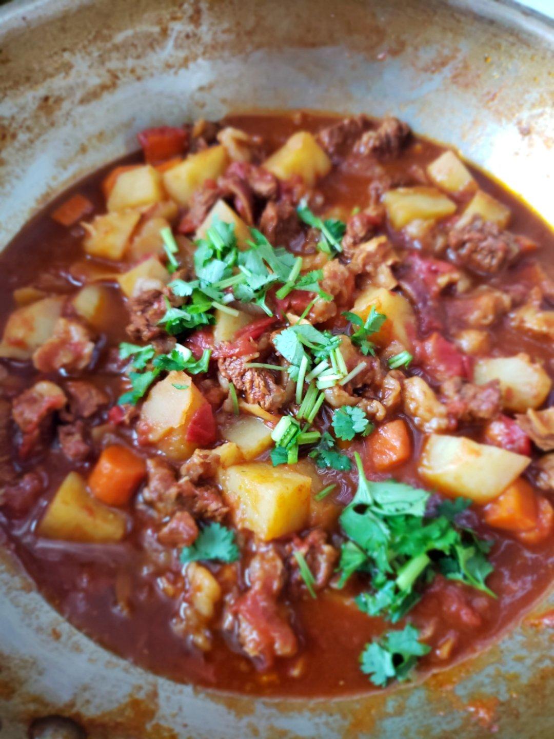 番茄土豆炖牛腩