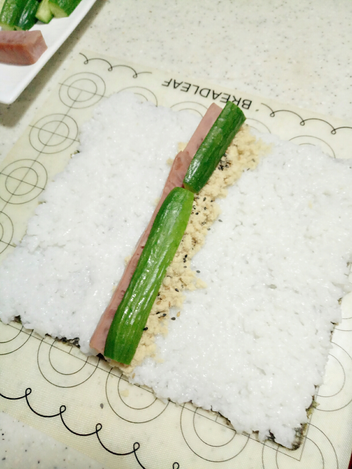 美味寿司卷的做法 步骤5