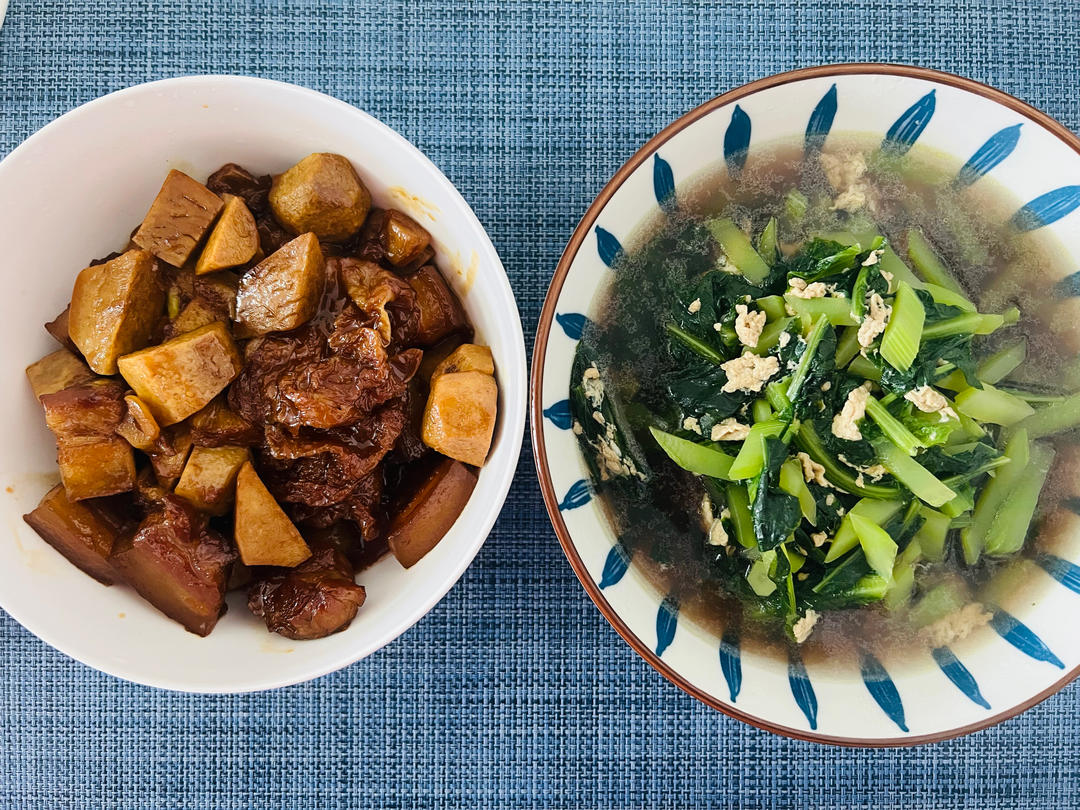 五花肉烧芋艿
