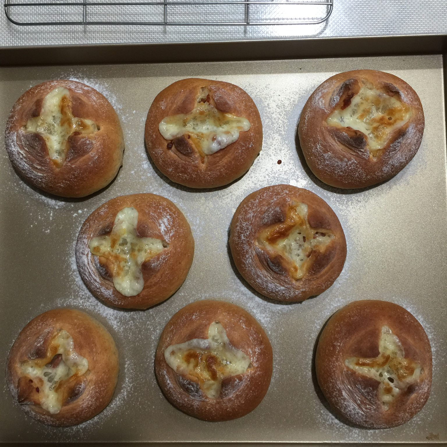 全麦芝士熔岩面包