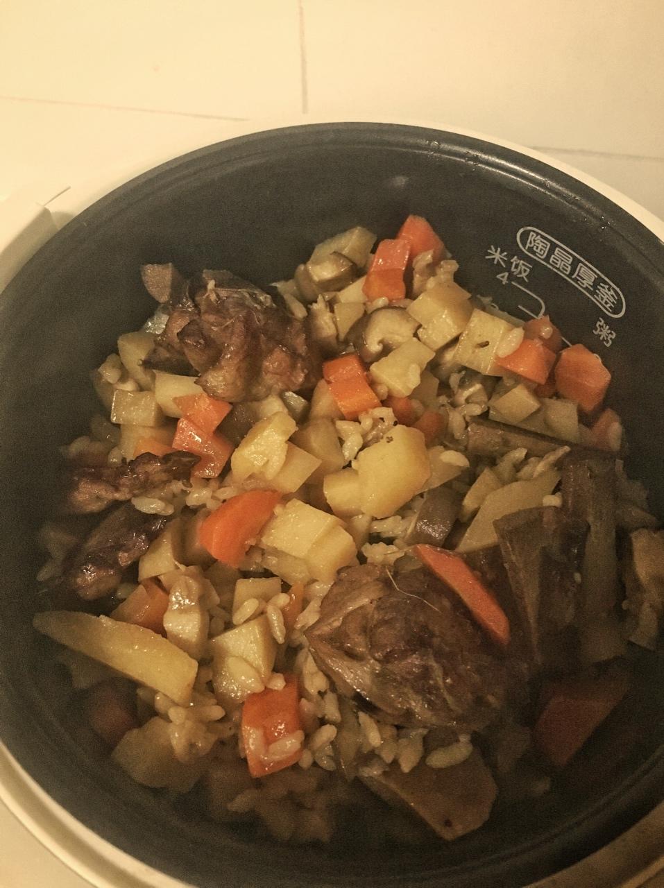 电饭锅版排骨焖饭