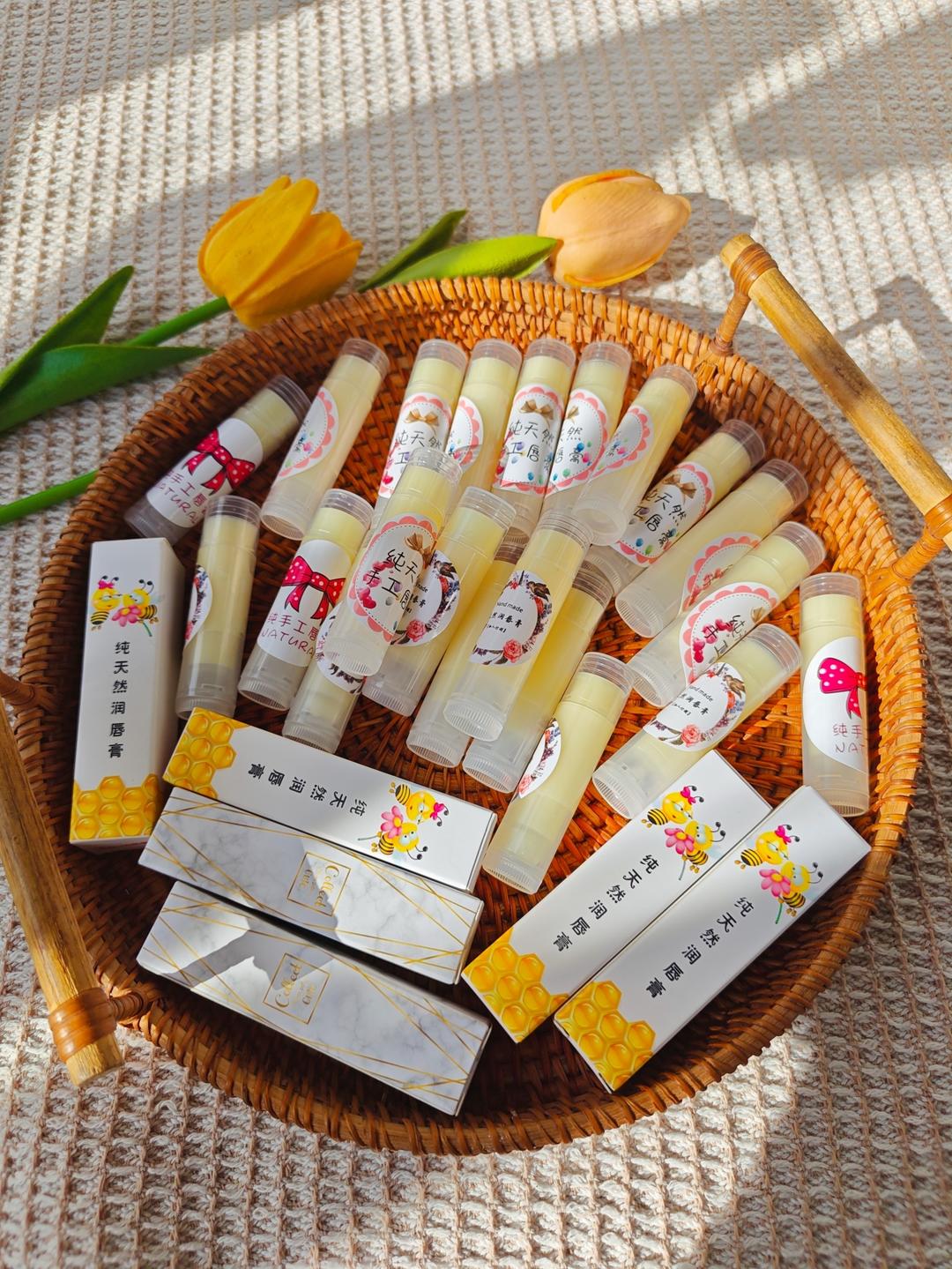 秋冬必备~山茶油润唇膏