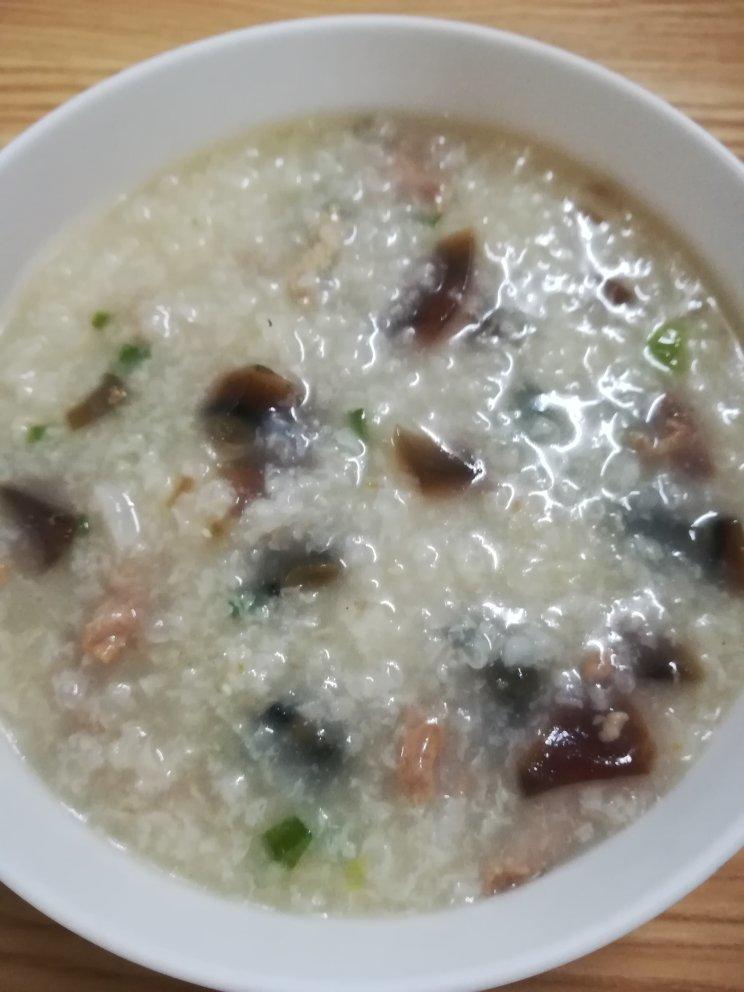 十五分钟快手之香滑皮蛋瘦肉粥(附五分钟电饭煲电压力锅更快捷方法)