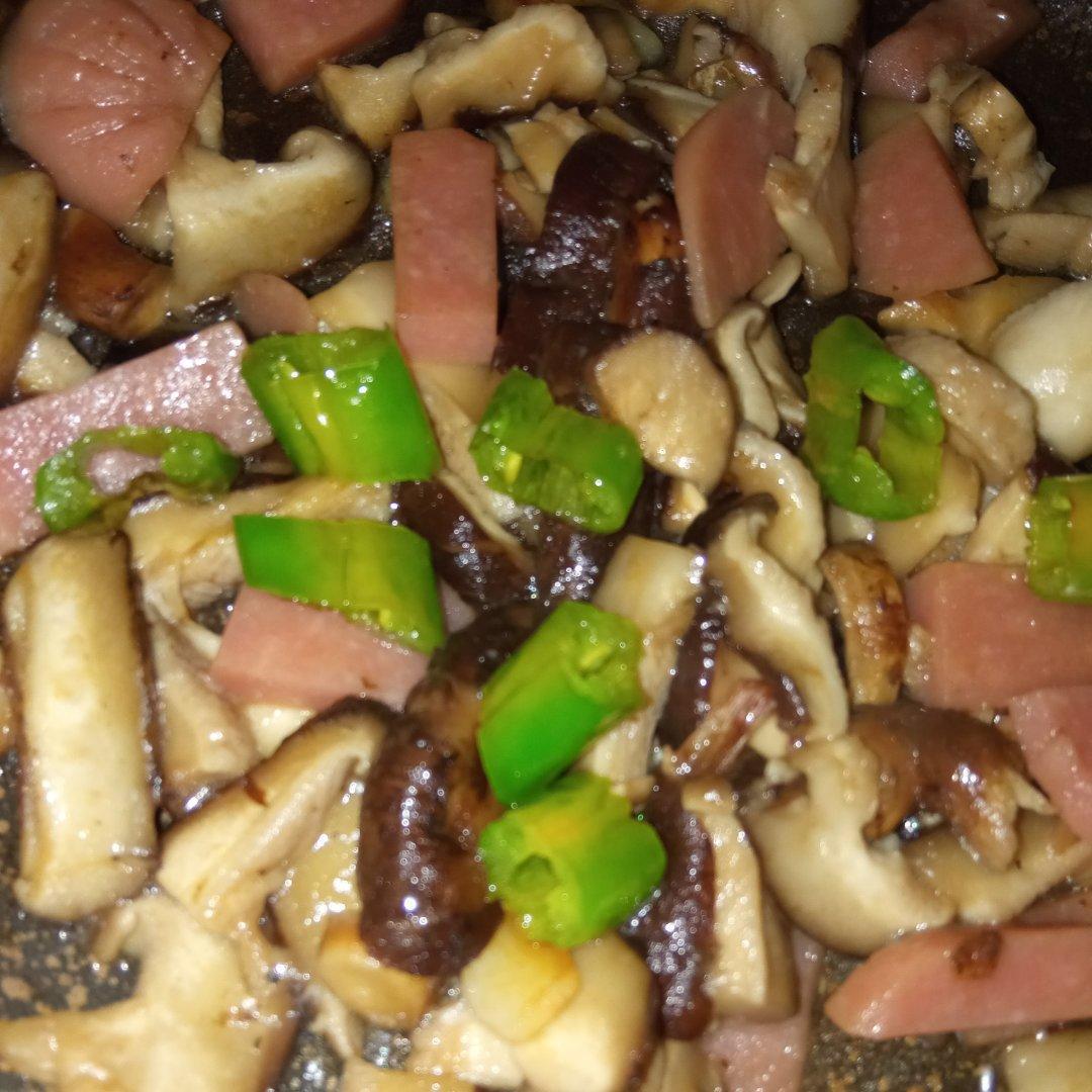 比肉好吃百倍蚝油香菇