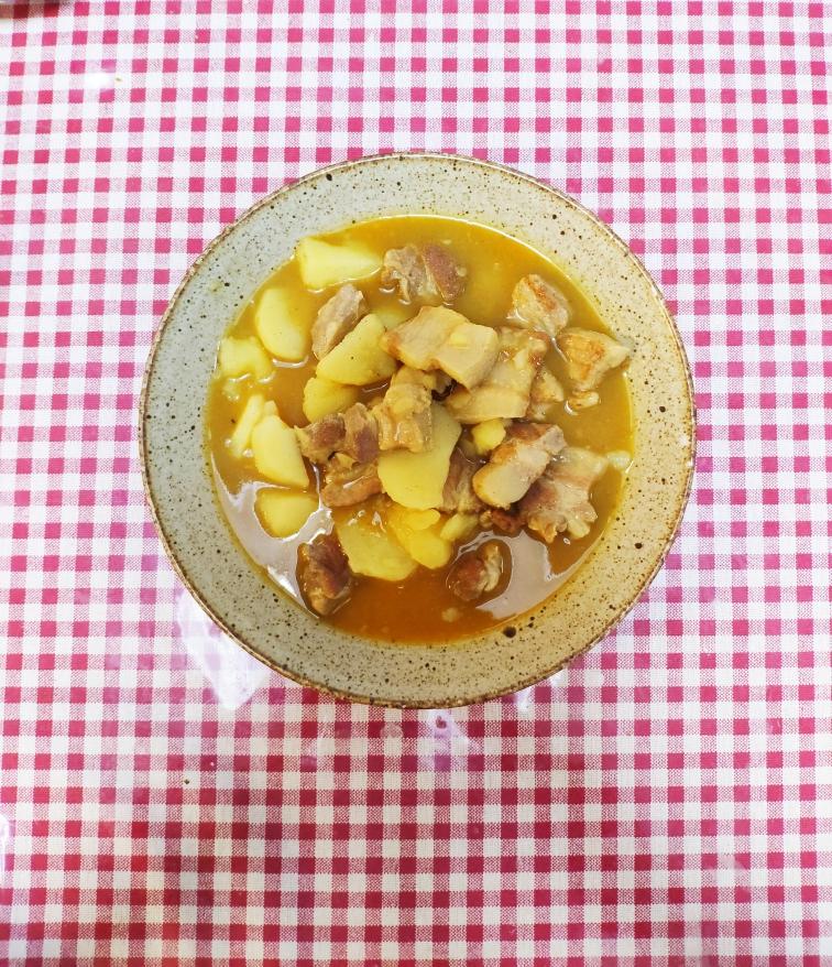 咖喱孜然炖土豆的做法