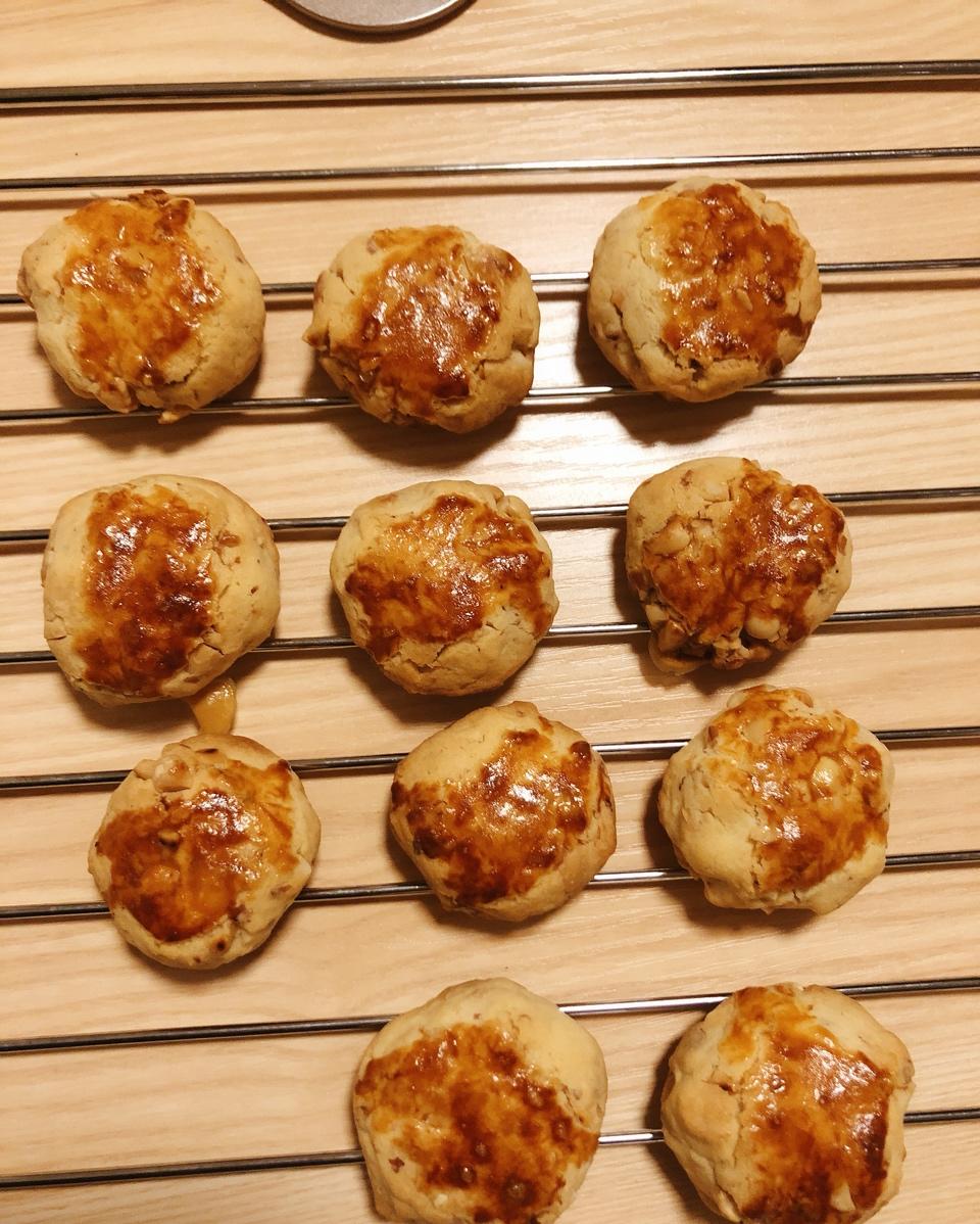 美味花生小小酥