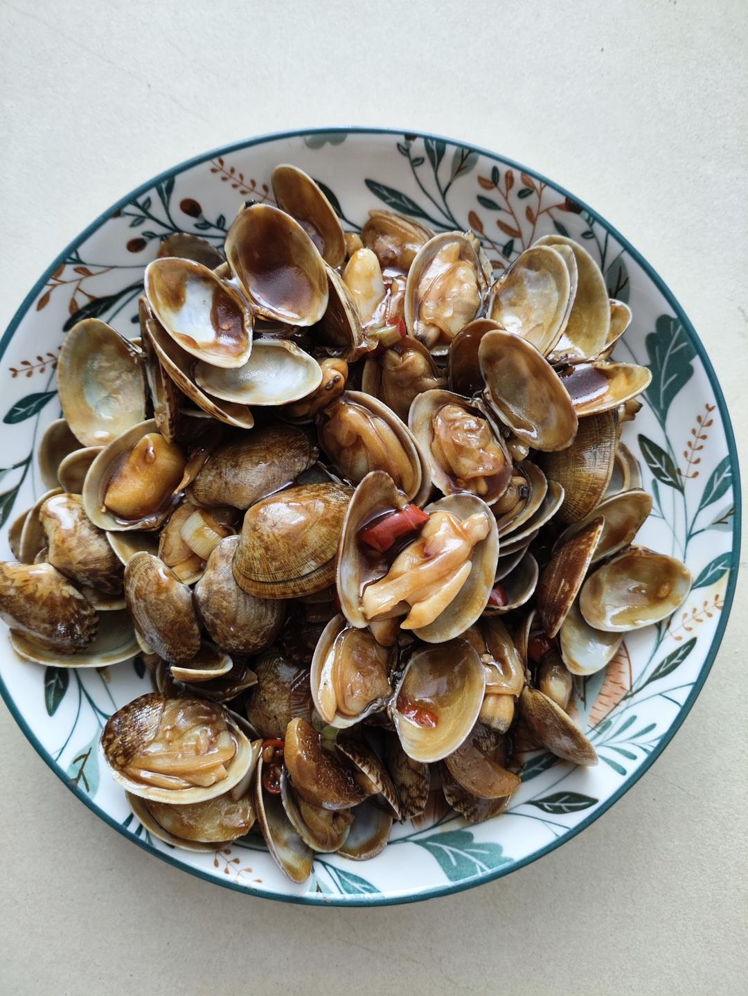 🔥超级简单的辣炒花蛤～味道绝对好吃到舔壳