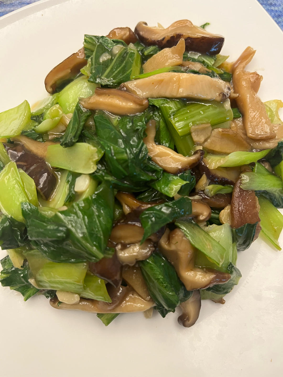 香菇油菜（简单快手）