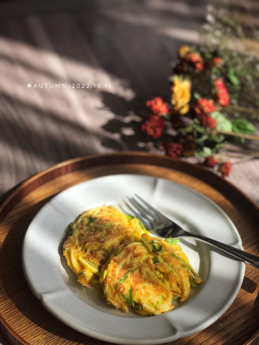 10分钟早餐 | 低脂全麦西葫芦鲜虾饼