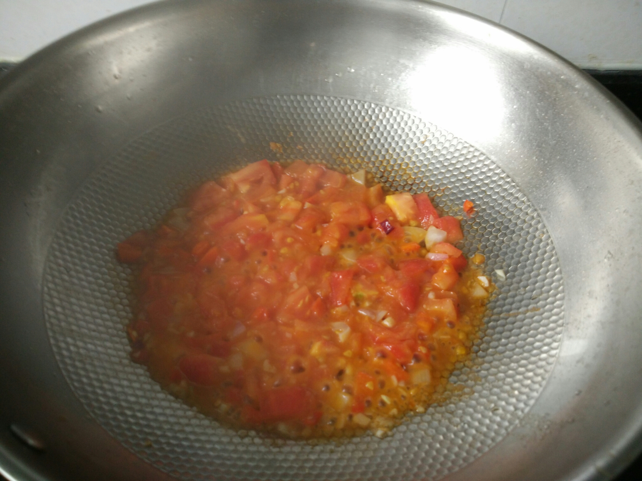 番茄鸡肉焖饭的做法 步骤4