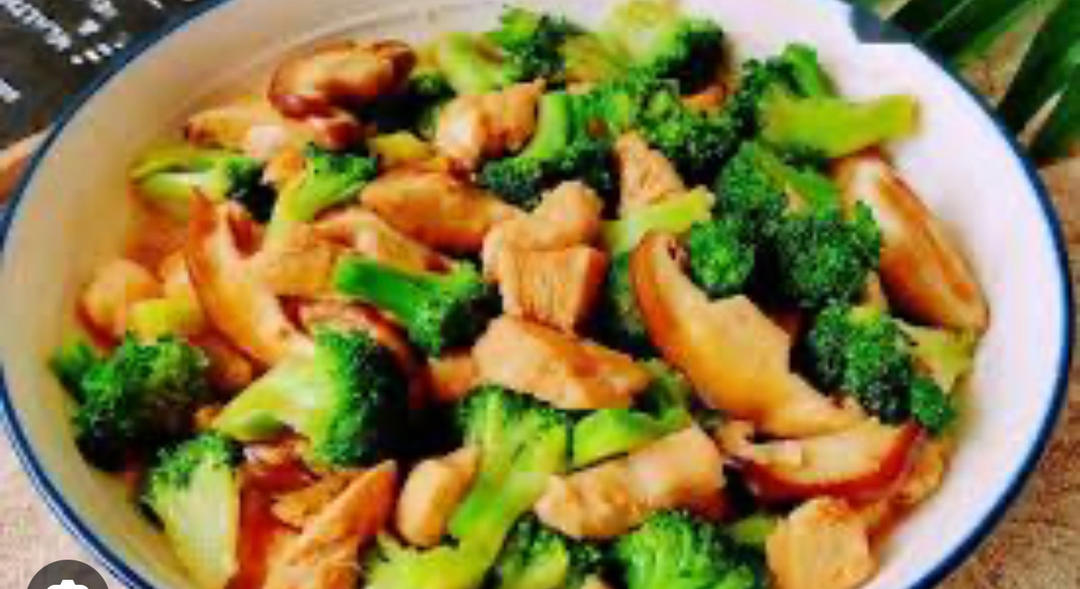 鸡肉炒蔬菜的做法