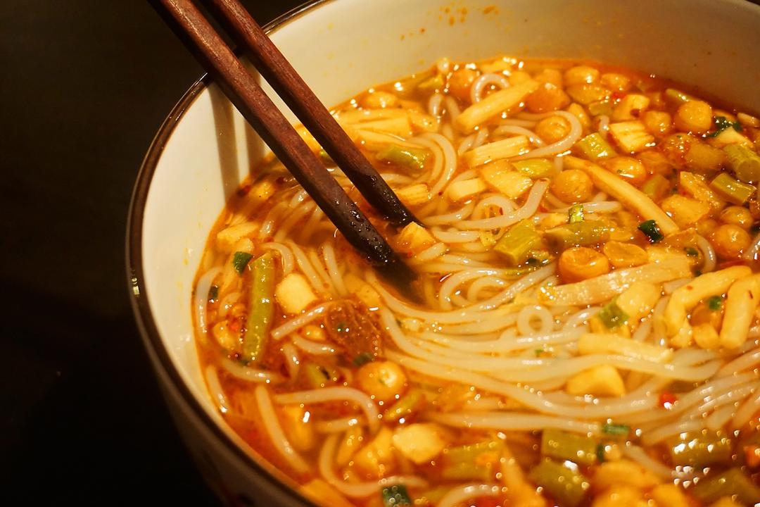 小叶子穿花裤的日常