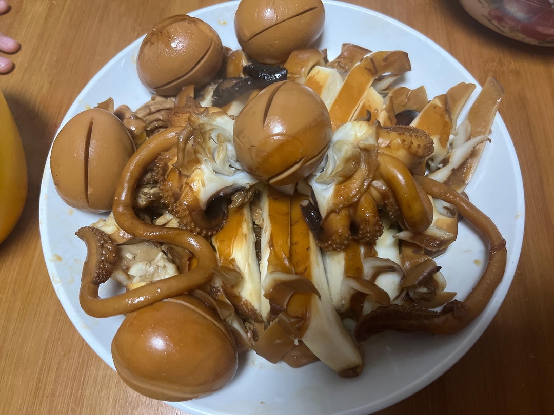 本帮菜硬菜墨鱼大烤（墨鱼烧肉烧蛋）