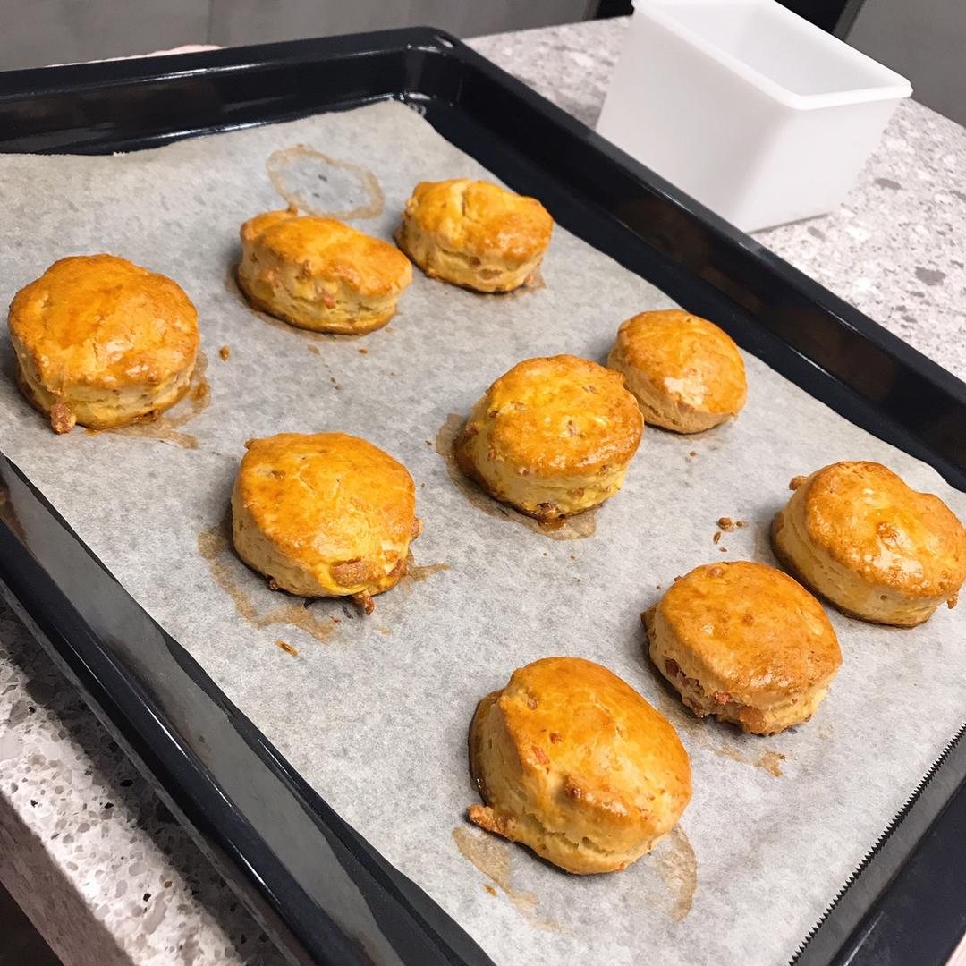 火腿丁咸味司康