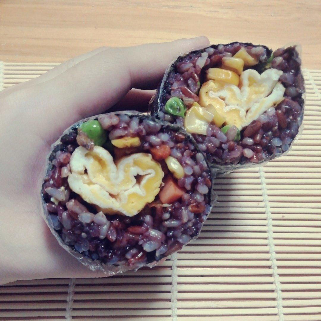 黑米粢饭团