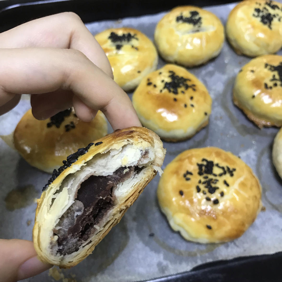 红豆酥饼VS老婆饼
