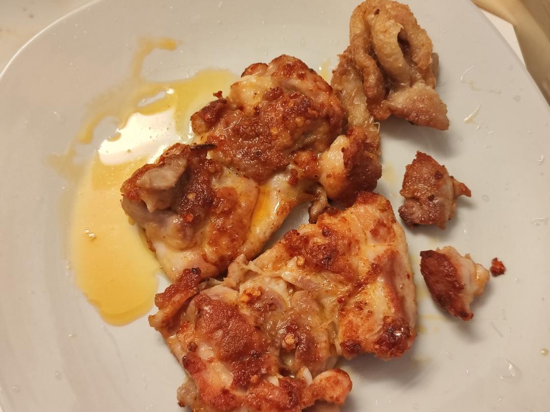 香煎鸡腿肉的做法