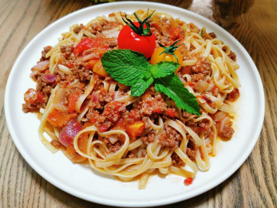 【番茄肉酱意面】