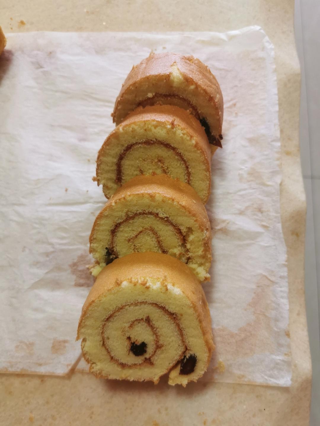 蛋糕卷这样做‼️不掉皮不开裂（小视频食谱）