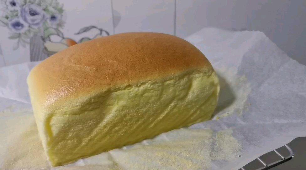堪比柯基屁股
爆浆芝士🧀古早蛋糕