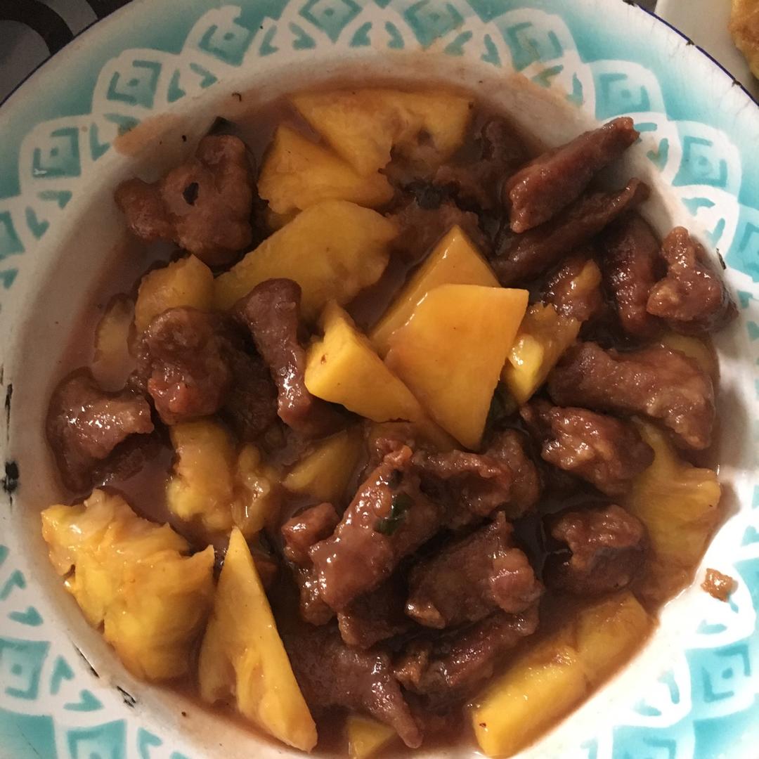 菠萝咕噜肉