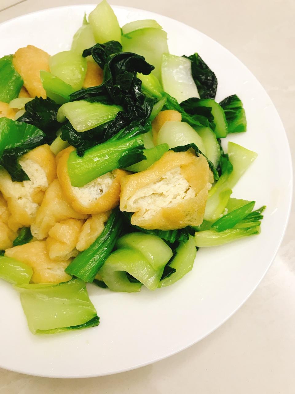 油豆腐炒青菜