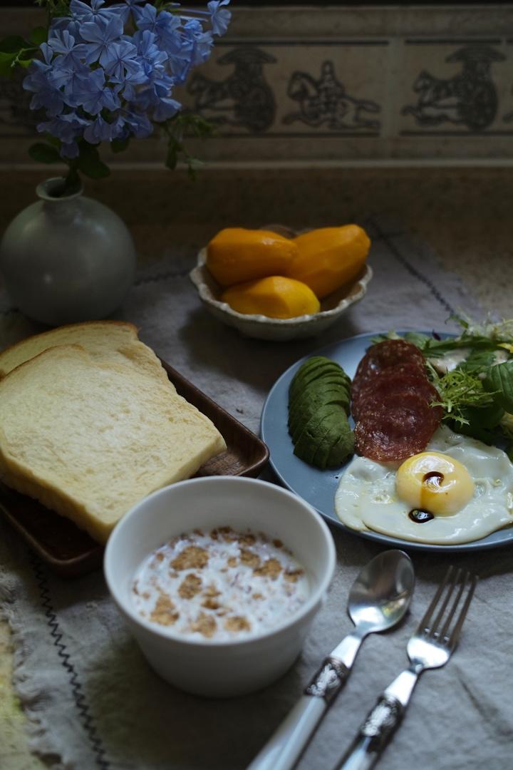 营养鸡蛋吐司