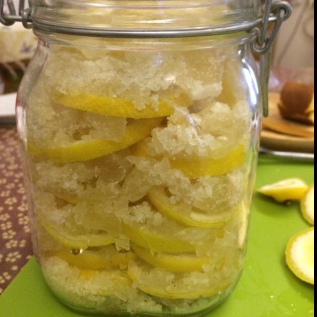 冰糖渍柠檬的做法