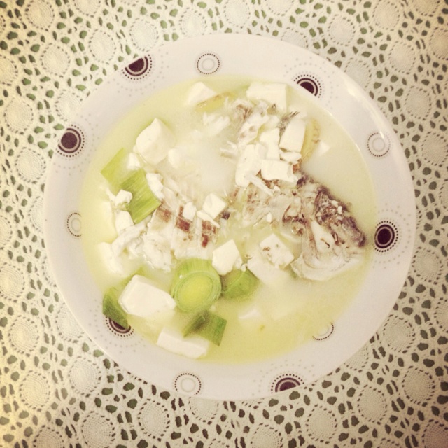 鲫鱼豆腐汤