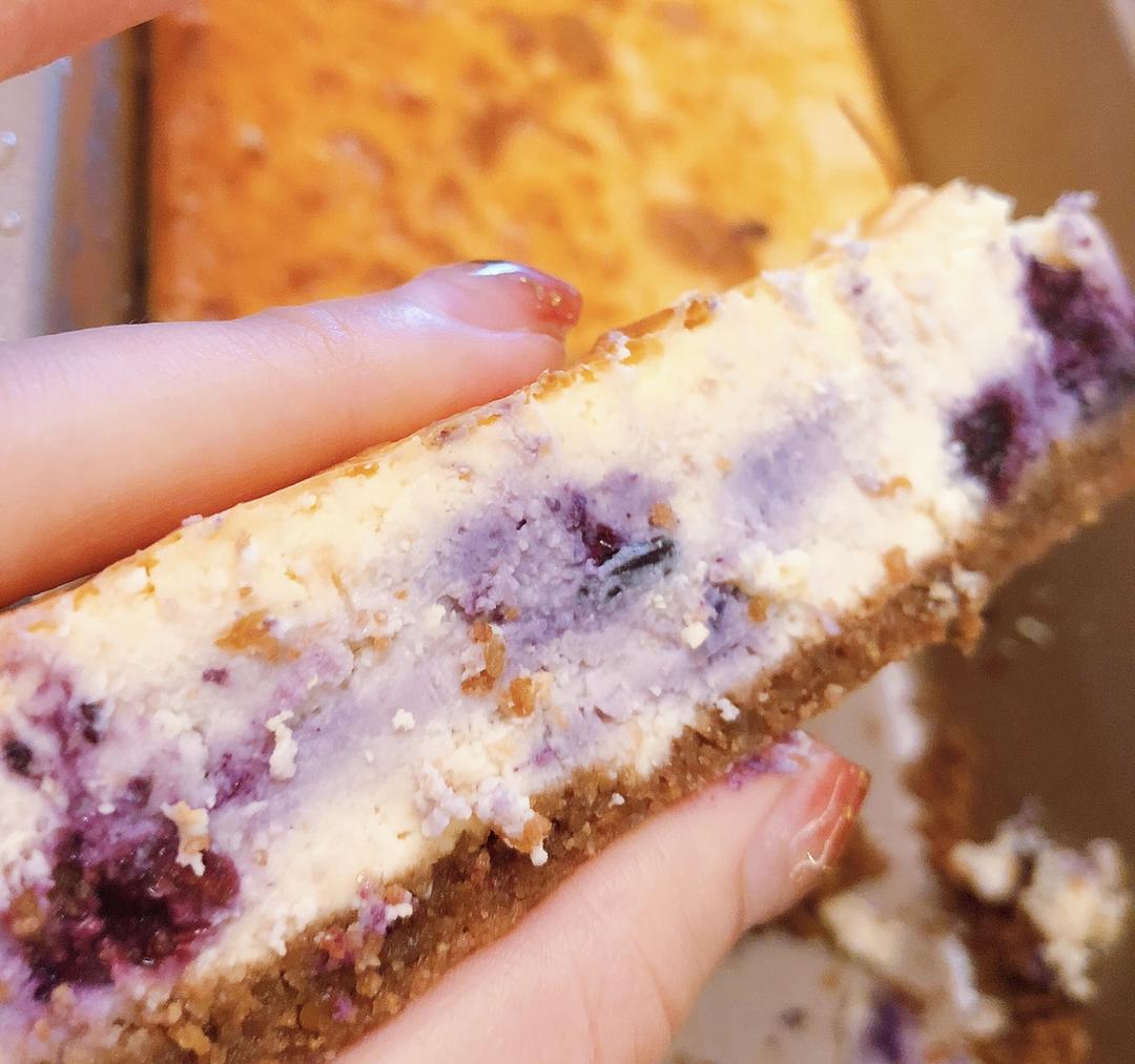 蓝莓重芝士蛋糕