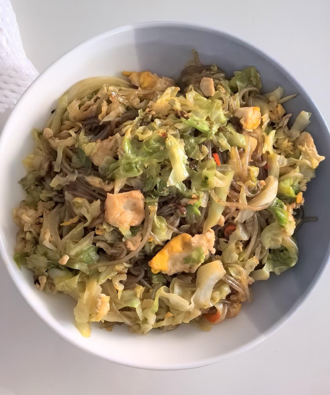 包心菜炒红薯粉丝