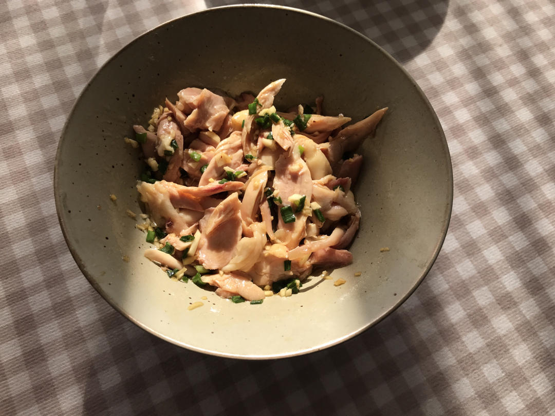 椒麻鸡丝(鸡腿、鸡胸肉都可以)